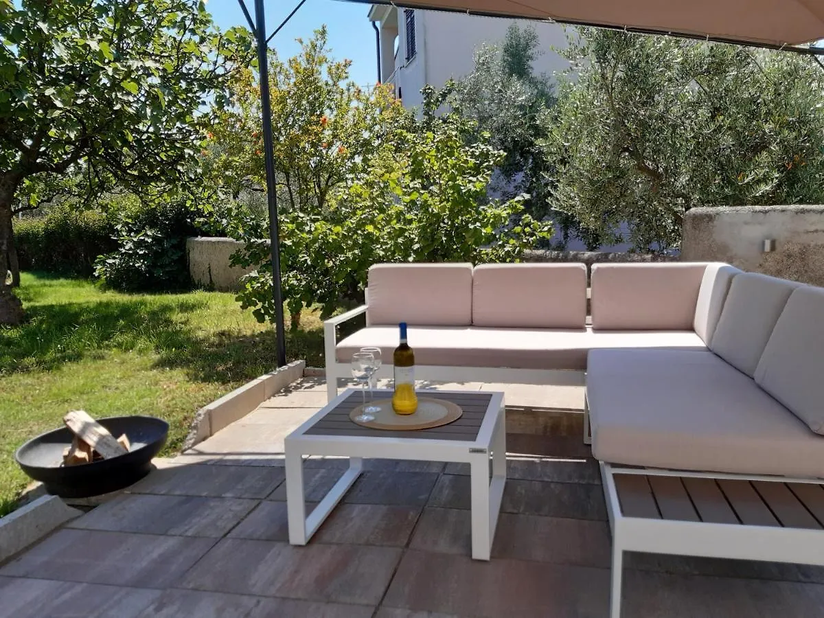 Bellavista Garden Studio Pula