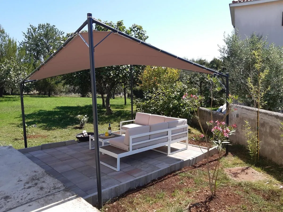 Bellavista Garden Studio Pula 0*,  Kroatien